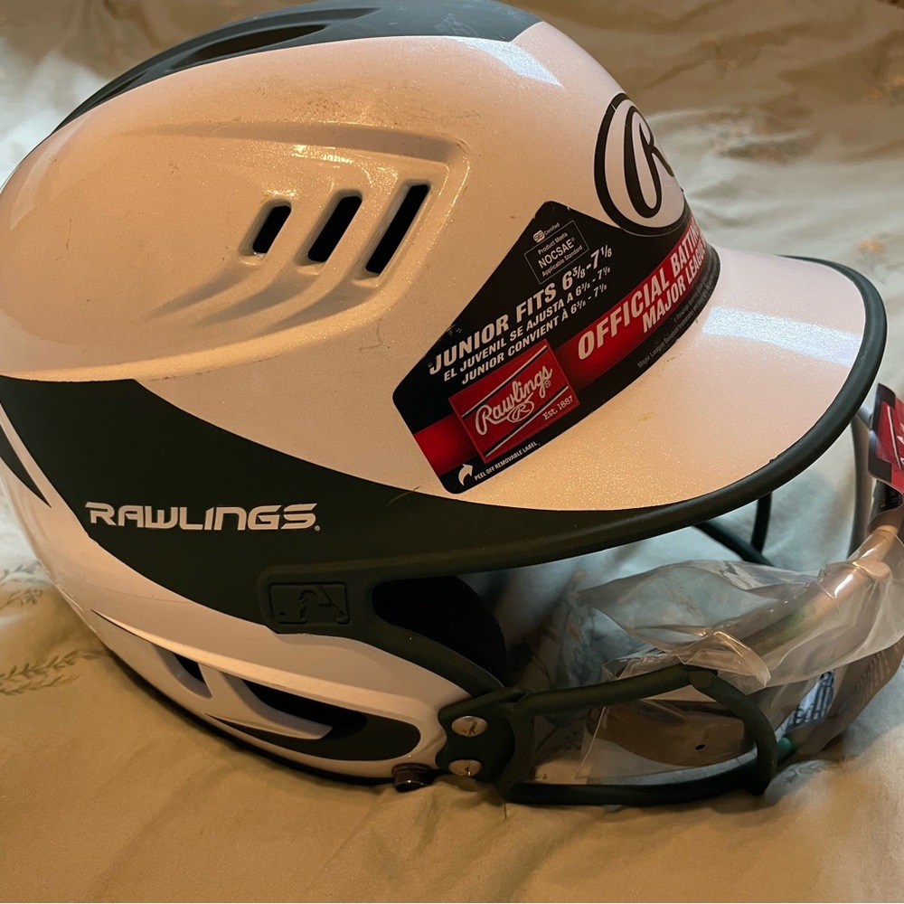Rawlings Softball Baseball Batting Helmet with Face Guard_new with marks